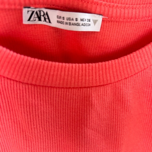 ZARA ruffle top - Picture 2 of 2